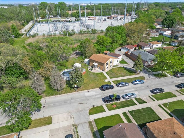 12713 S Escanaba Avenue, Chicago, IL 60633