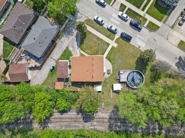 12713 S Escanaba Avenue, Chicago, IL 60633