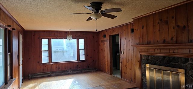 4610 Christian Drive, Clarence, NY 14031