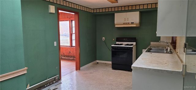 4610 Christian Drive, Clarence, NY 14031