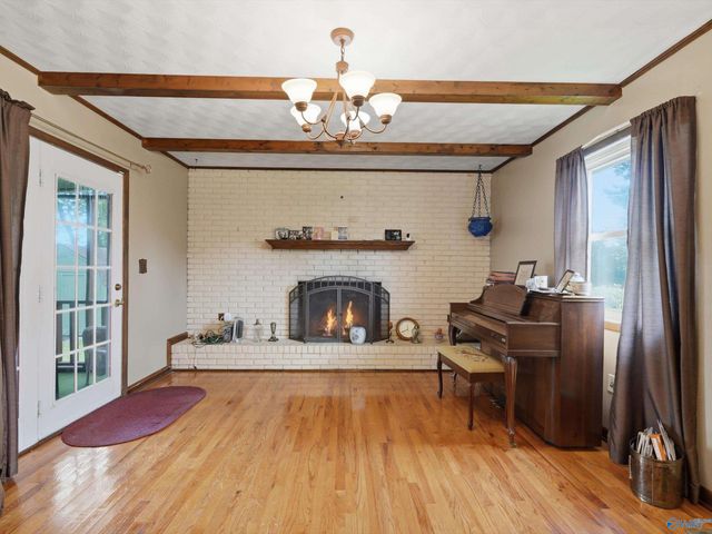 211 13th Avenue NW, Decatur, AL 35601
