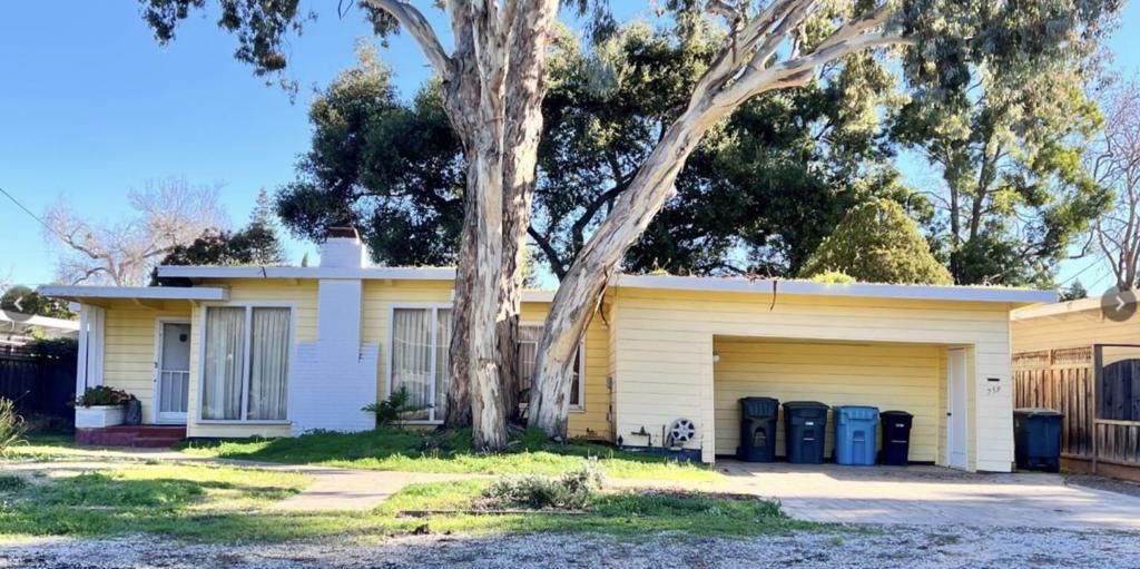 Image 3 of property listing at 759 Kendall Avenue, Palo Alto, CA 94306