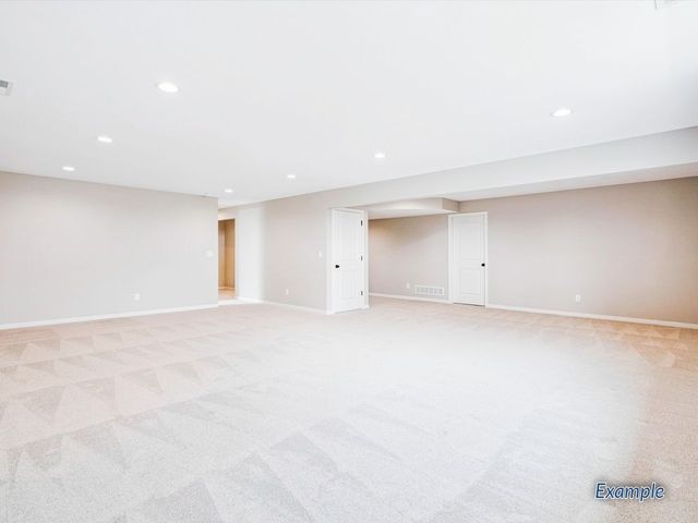 1280 Sand Prairie Drive, Iowa City, IA 52240