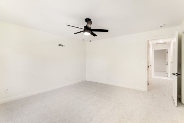 1208 Newmans Trl, Hendersonville, TN 37075