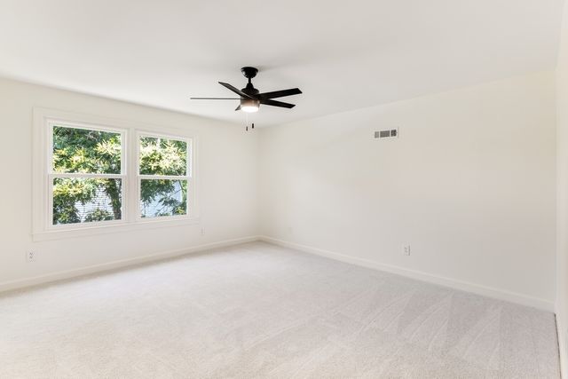 1208 Newmans Trl, Hendersonville, TN 37075