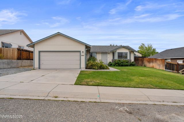 997 Ridgeview Drive, Carson City, NV 89705