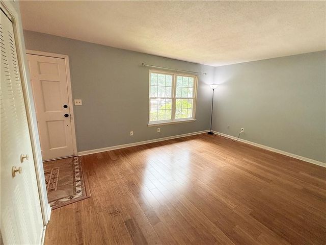383 Leisure Court SW, Marietta, GA 30064