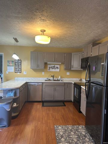 203 N Prettyman Street, Knox, IN 46534