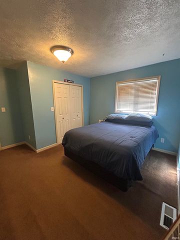 203 N Prettyman Street, Knox, IN 46534