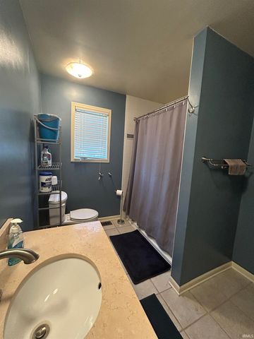 203 N Prettyman Street, Knox, IN 46534