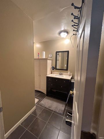 203 N Prettyman Street, Knox, IN 46534