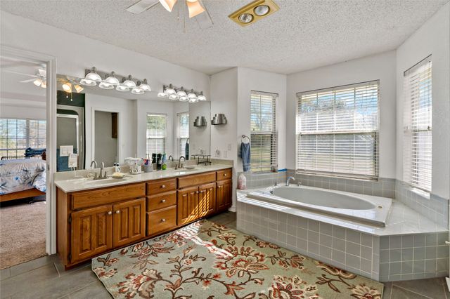 214 Farm Road 1501 Spur, Deport, TX 75435