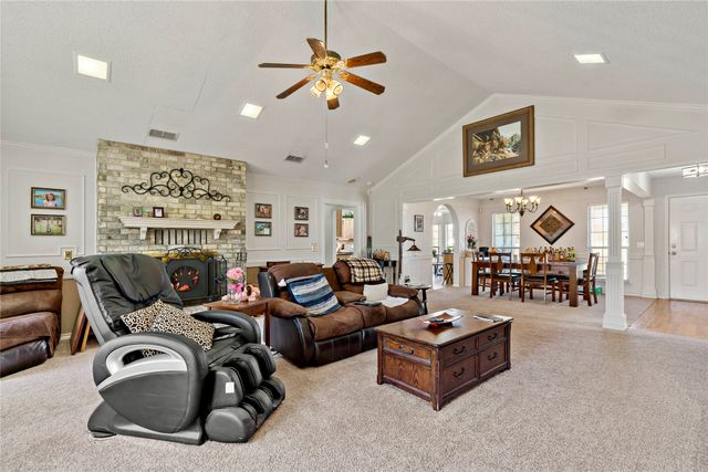 214 Farm Road 1501 Spur, Deport, TX 75435