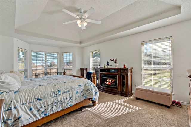214 Farm Road 1501 Spur, Deport, TX 75435