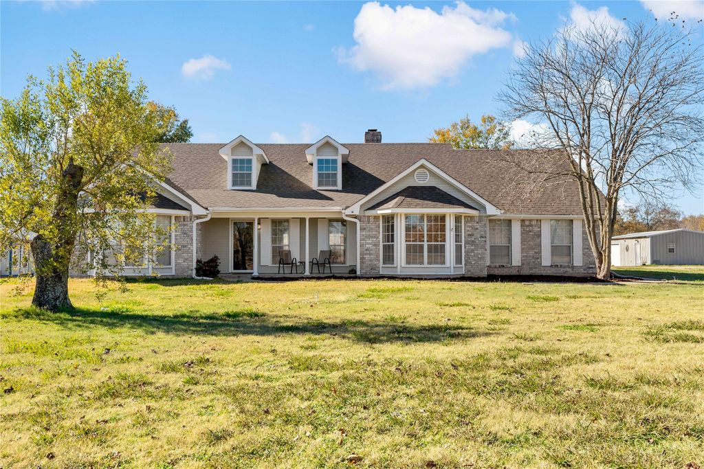 214 Farm Road 1501 Spur, Deport, TX 75435