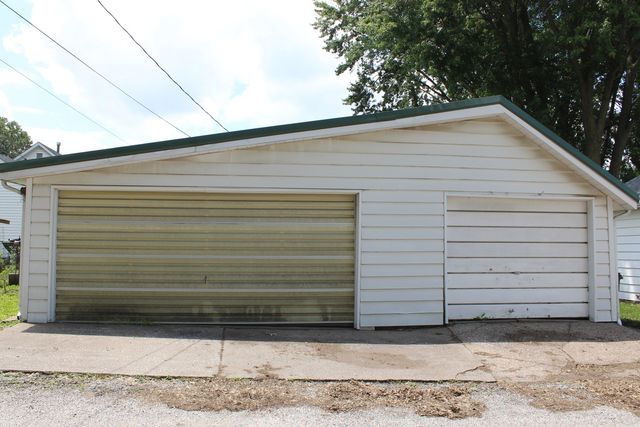 2611 Jefferson Avenue, Davenport, IA 52803