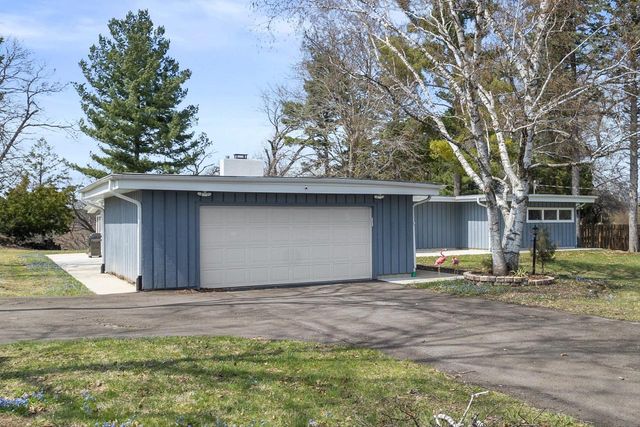 837 Carter STREET, Genoa City, WI 53128