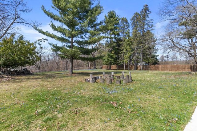 837 Carter STREET, Genoa City, WI 53128