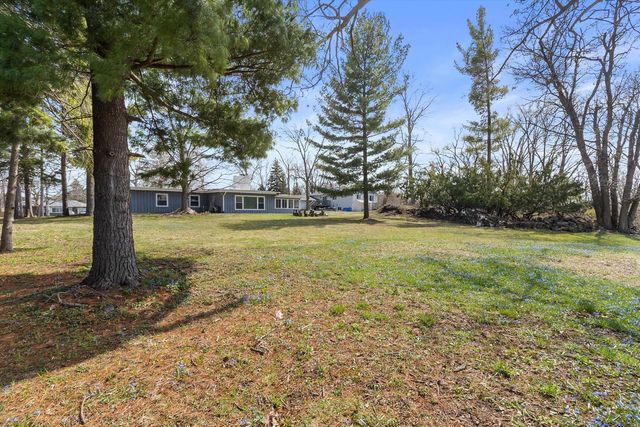 837 Carter STREET, Genoa City, WI 53128