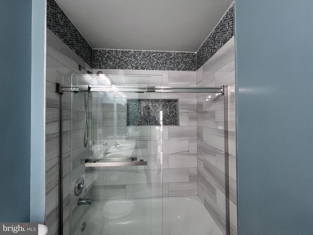 3925 BEEKER MILL PL, Chantilly, VA 20151