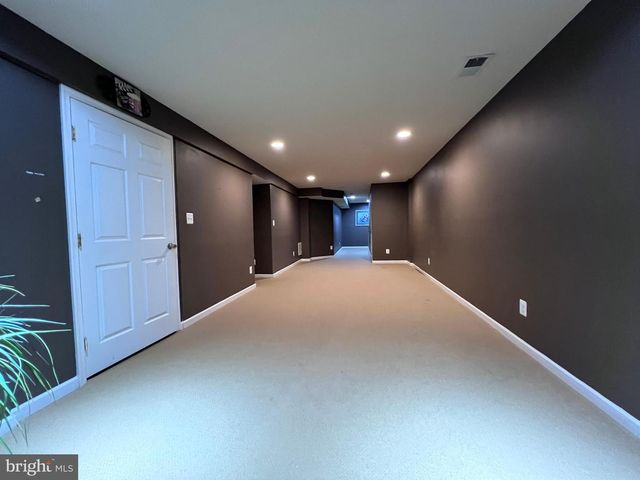 3925 BEEKER MILL PL, Chantilly, VA 20151