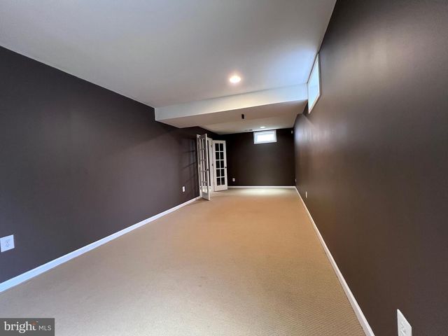 3925 BEEKER MILL PL, Chantilly, VA 20151