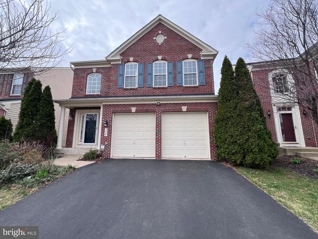 3925 BEEKER MILL PL, Chantilly, VA 20151