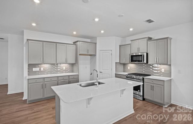 11537 Glasden Road, Charlotte, NC 28278