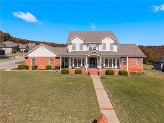 3210 Osprey Circle, Alma, AR 72921