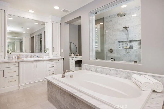 104 Shady Arbor, Irvine, CA 92618