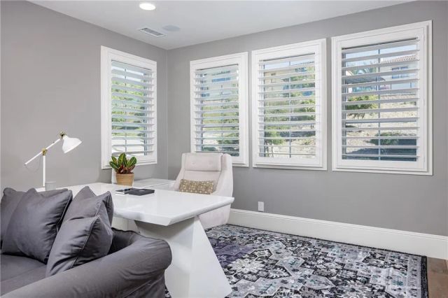 104 Shady Arbor, Irvine, CA 92618