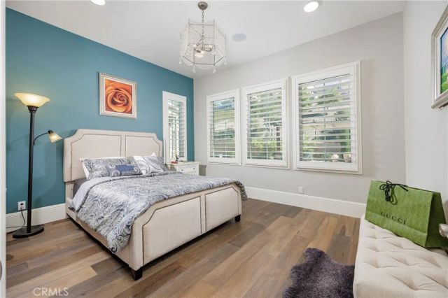 104 Shady Arbor, Irvine, CA 92618