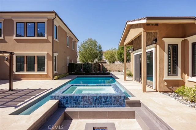 104 Shady Arbor, Irvine, CA 92618
