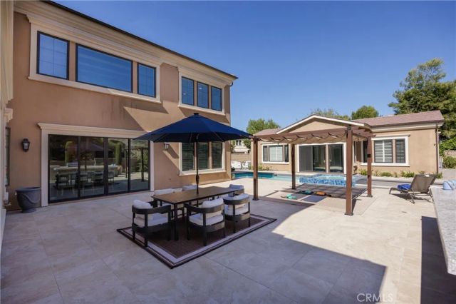 104 Shady Arbor, Irvine, CA 92618