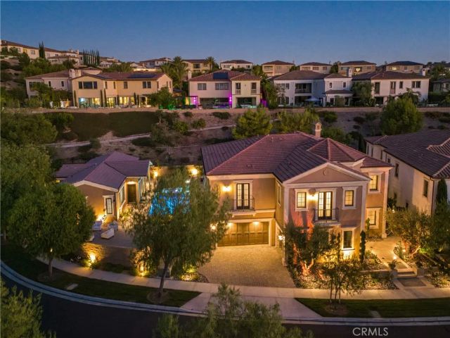 104 Shady Arbor, Irvine, CA 92618