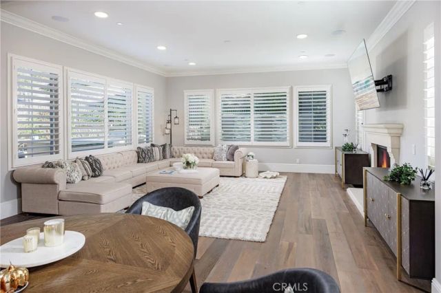 104 Shady Arbor, Irvine, CA 92618
