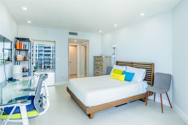 17375 Collins Avenue 1206, Sunny Isles Beach, FL 33160