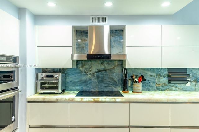17375 Collins Avenue 1206, Sunny Isles Beach, FL 33160