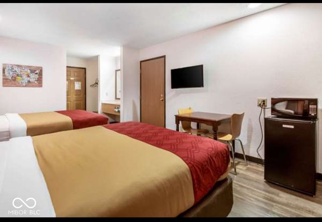 188 Umbarger Lane, Franklin, IN 46131