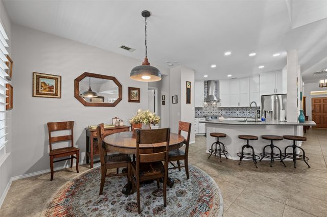 1759 Hidden Brook Drive, Grand Prairie, TX 75050
