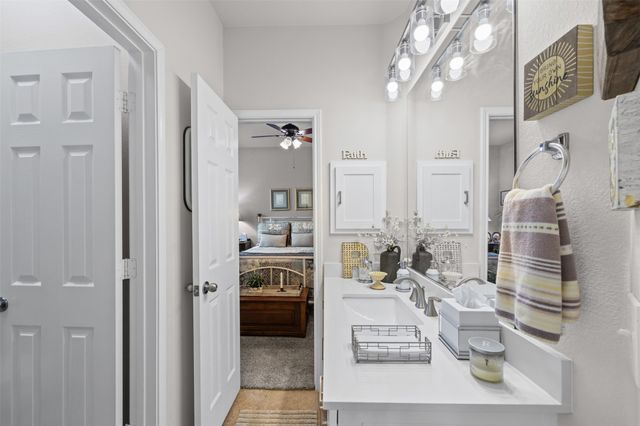 1759 Hidden Brook Drive, Grand Prairie, TX 75050