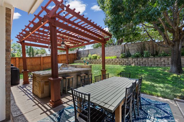 1759 Hidden Brook Drive, Grand Prairie, TX 75050