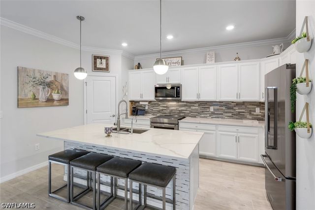 2193 Clementine ST, Naples, FL 34120