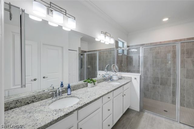 2193 Clementine ST, Naples, FL 34120