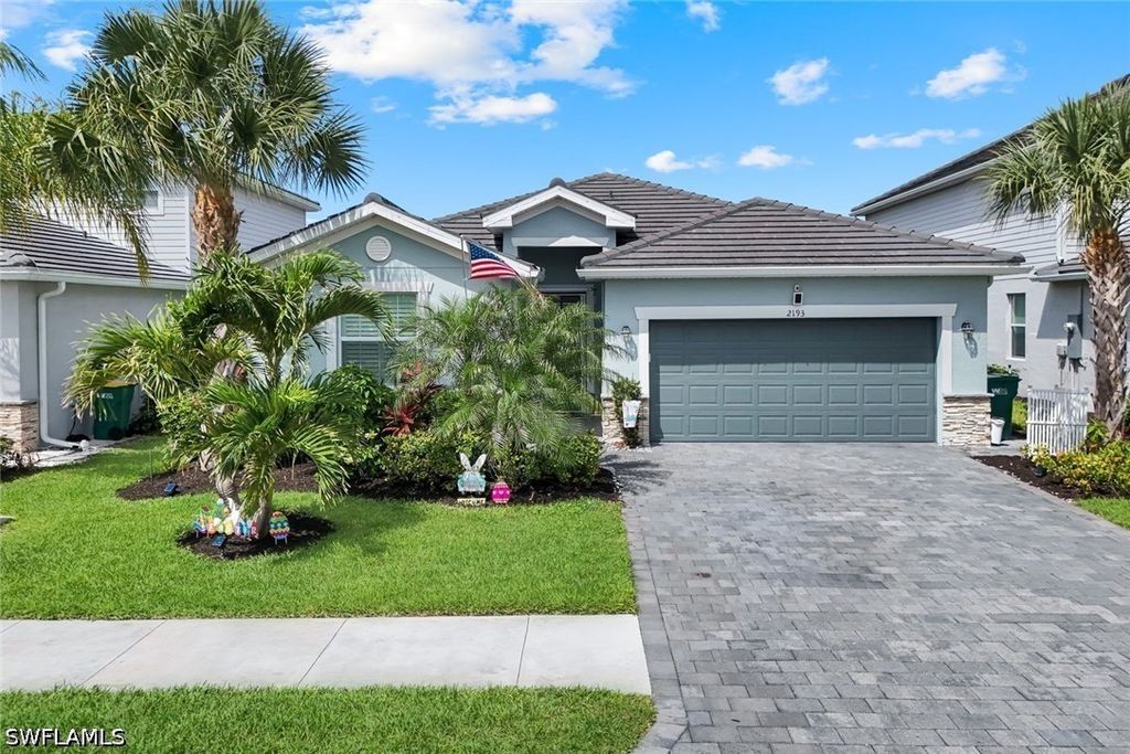 2193 Clementine ST, Naples, FL 34120