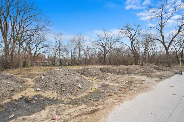 13435 S Lawndale Avenue, Robbins, IL 60472