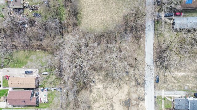 13435 S Lawndale Avenue, Robbins, IL 60472