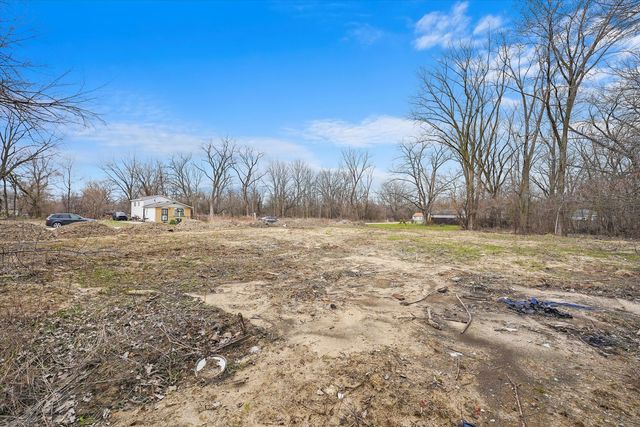 13435 S Lawndale Avenue, Robbins, IL 60472