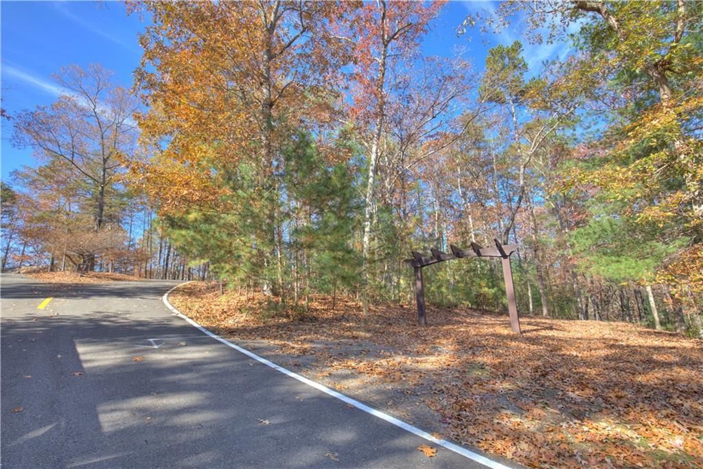 817 Choctaw Pass, Big Canoe, GA 30143