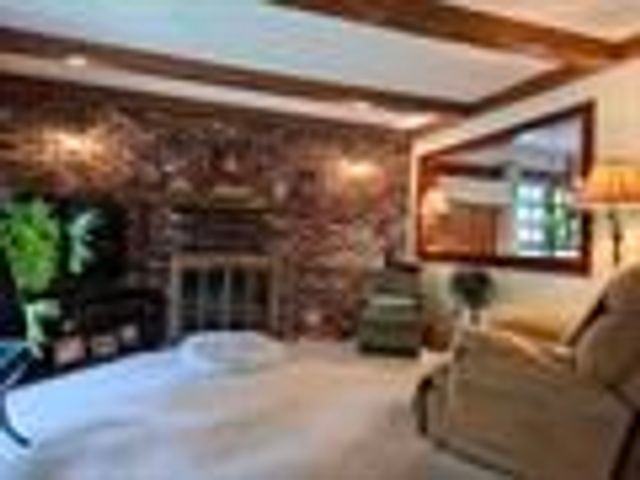 62 Thornell Rd, Newton, NH 03858